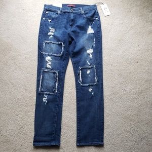 7 For All Mankind Girlfriend Relaxed Skinny Jeans